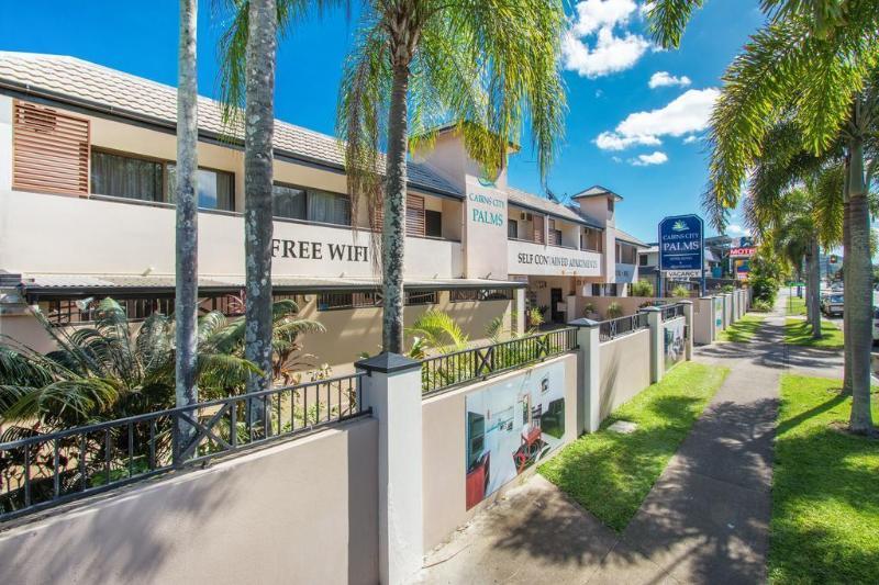 High Chaparral Hotel Cairns Exterior photo